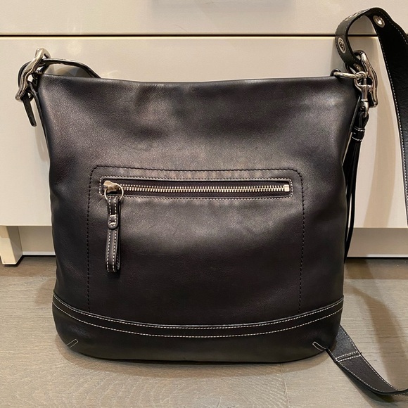 Coach Handbags - AUTHENTIC VINTAGE Coach Soho Slim Y2K Black Leather Shoulder/Crossbody Bag